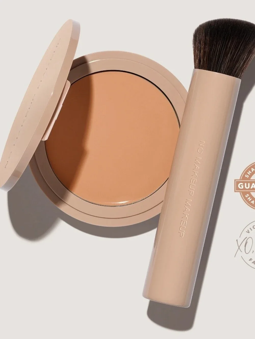 No Makeup Makeup Compact (Shade Light) and Foundation Brush